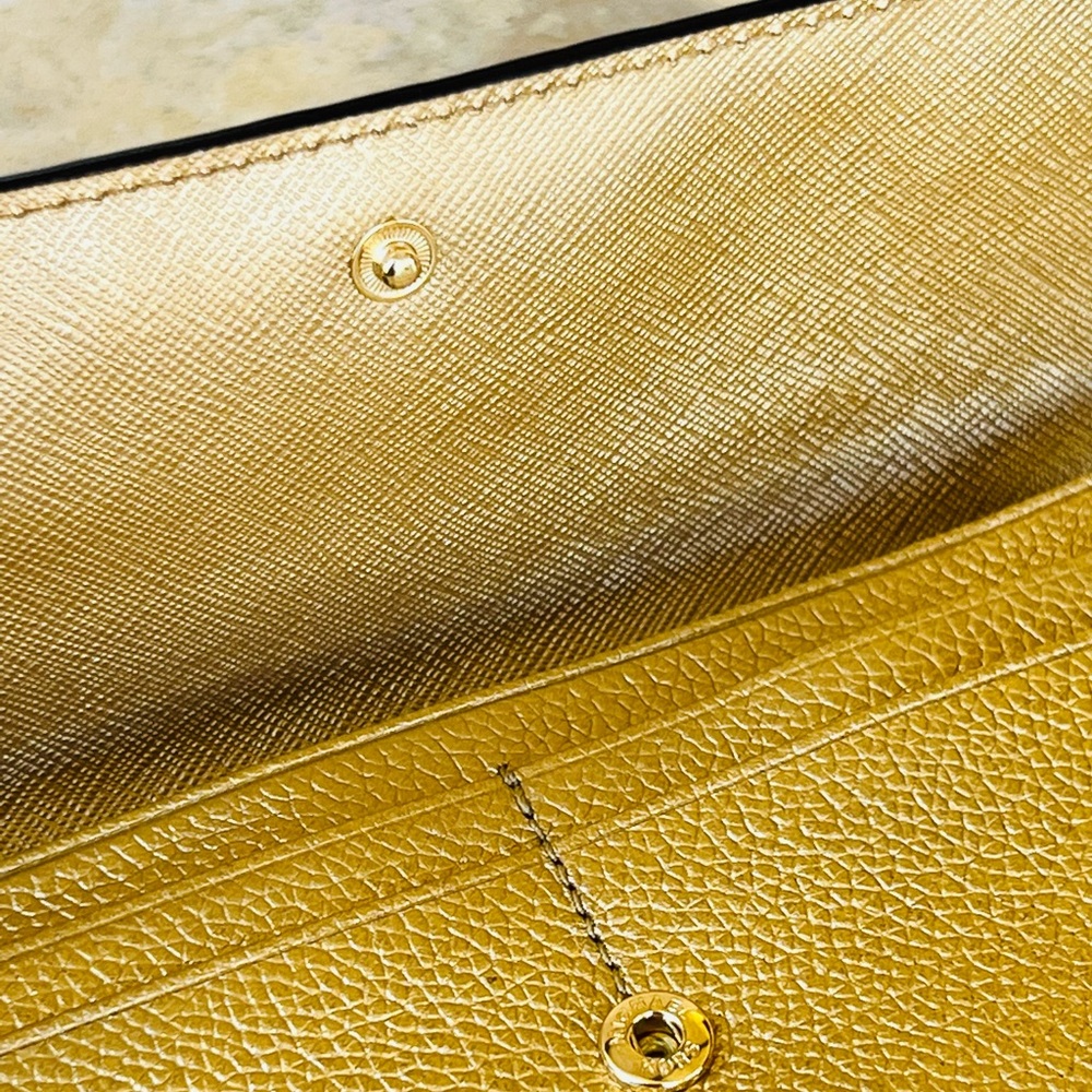 Michael Kors xlarge chain gold signature tote&wallet pale gold NWT - Picture 13 of 15